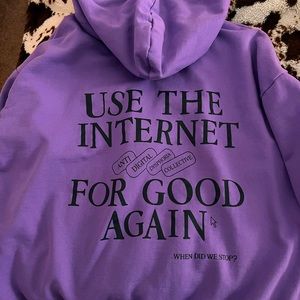 Mayfair Group purple internet zip up hoodie sz one size